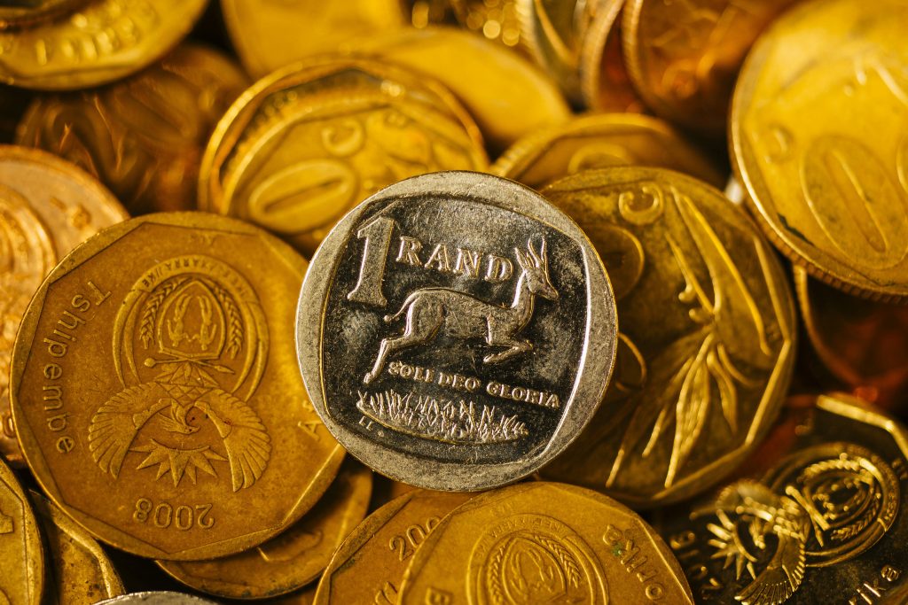 Rand Steady Ahead of Moody’s Scheduled Review