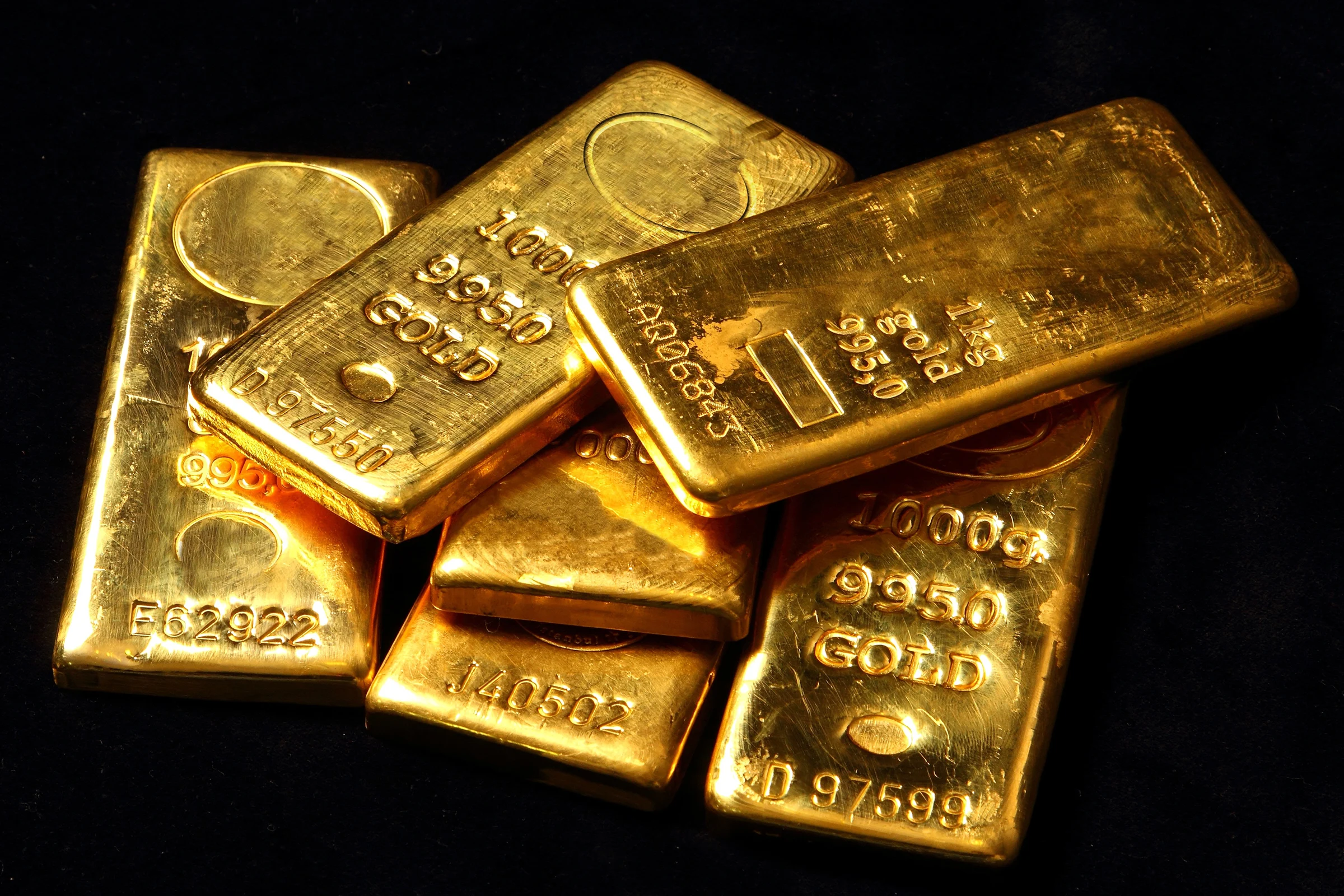 Mali court orders return of seized $400 million gold to Barrick after $430 million settlement