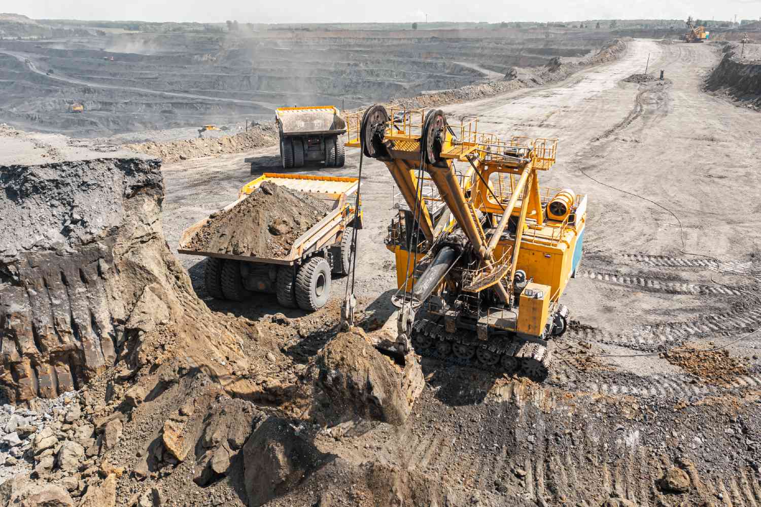 Axis International Files $28.9 Billion Claim Against Guinea Over Revoked Bauxite Permit