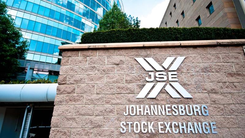 South African Rand Steady Ahead of US Jobs Data; Reserves Rise, 2035 Yield Edges Up