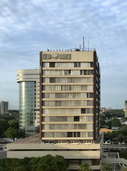 Ghana Curbs Offshore Investments To Protect Cedi, Boost Stability