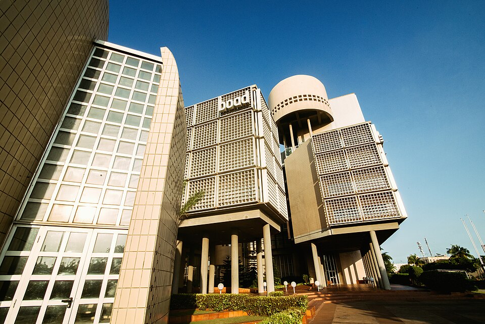 Banque Ouest-Africaine de Développement Clarifie Stratégie Obligations Souveraines Face Hausse Émissions Régionales