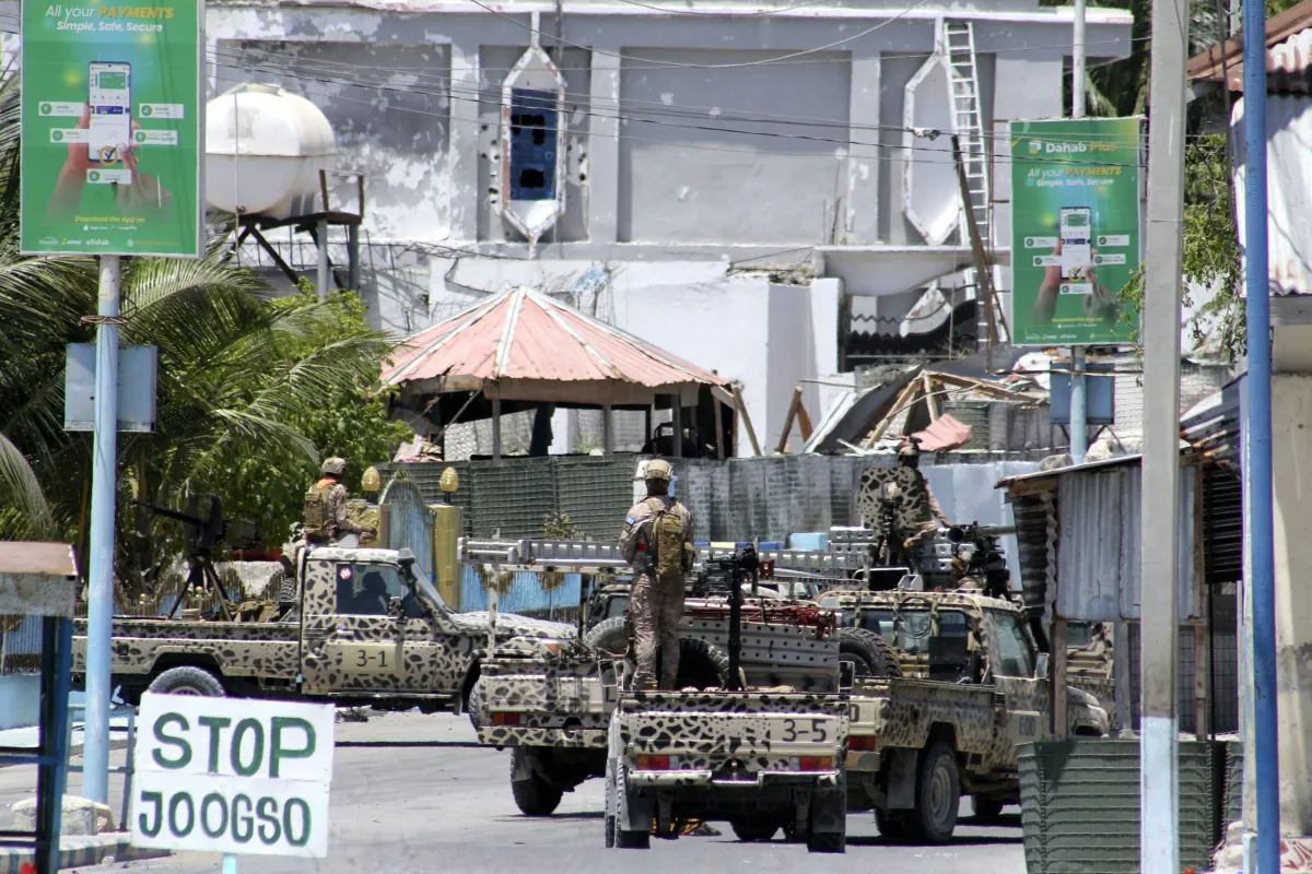 Somali army takes control of strategic city, regional leader resigns