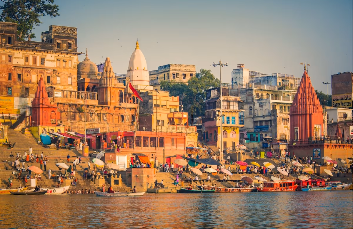 gap year india volunteering abroad fort kochi buzzing town