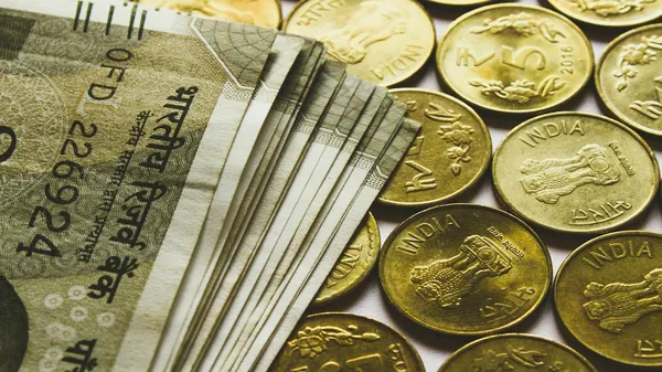 Understanding Contra Mutual Fund Schemes: Contrarian Strategies for Long-Term Gains
