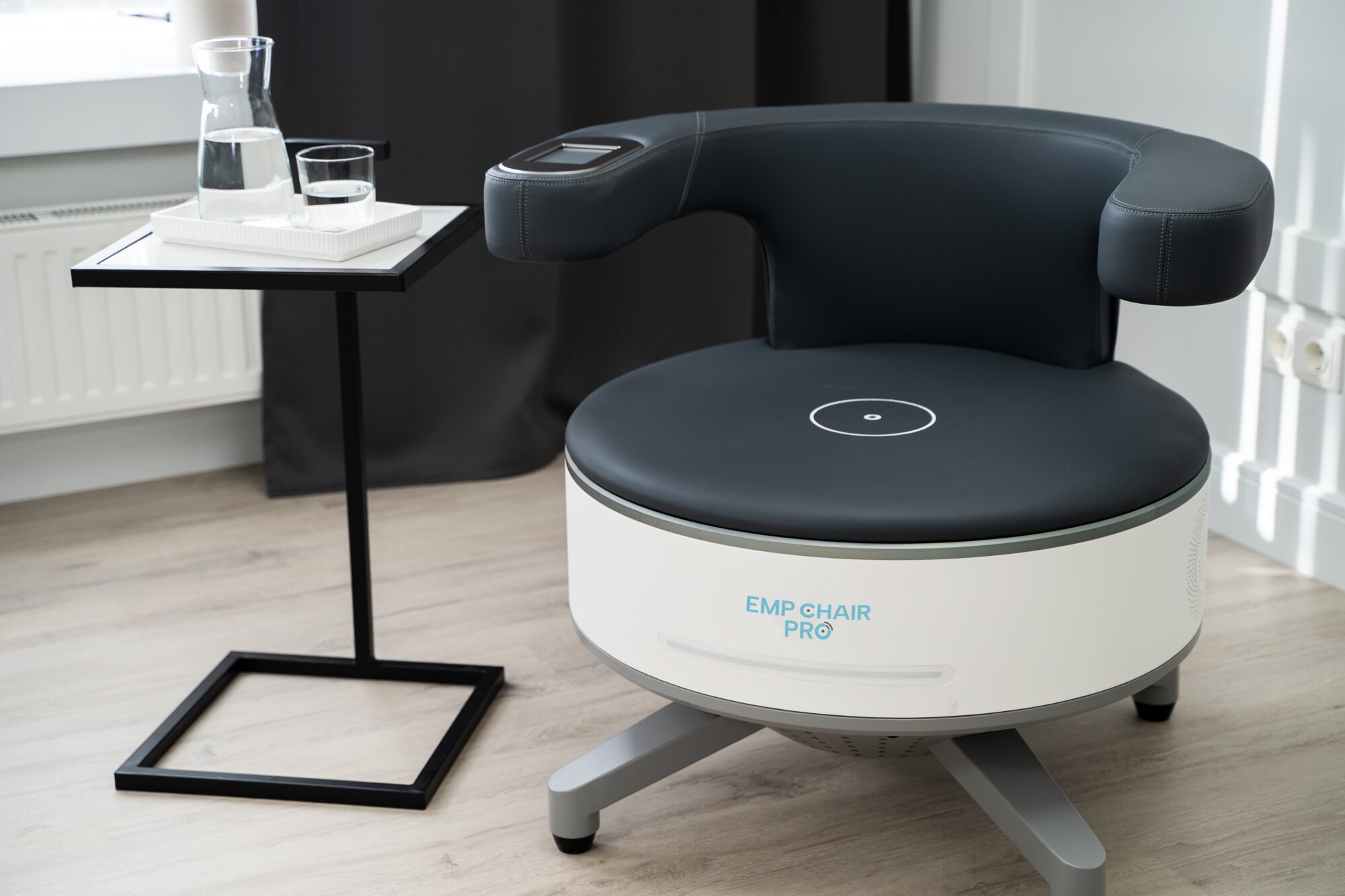 Revolutionäres Beckenbodentraining mit dem EMP Chair Pro: Ihre Lösung für mehr Lebensqualität
