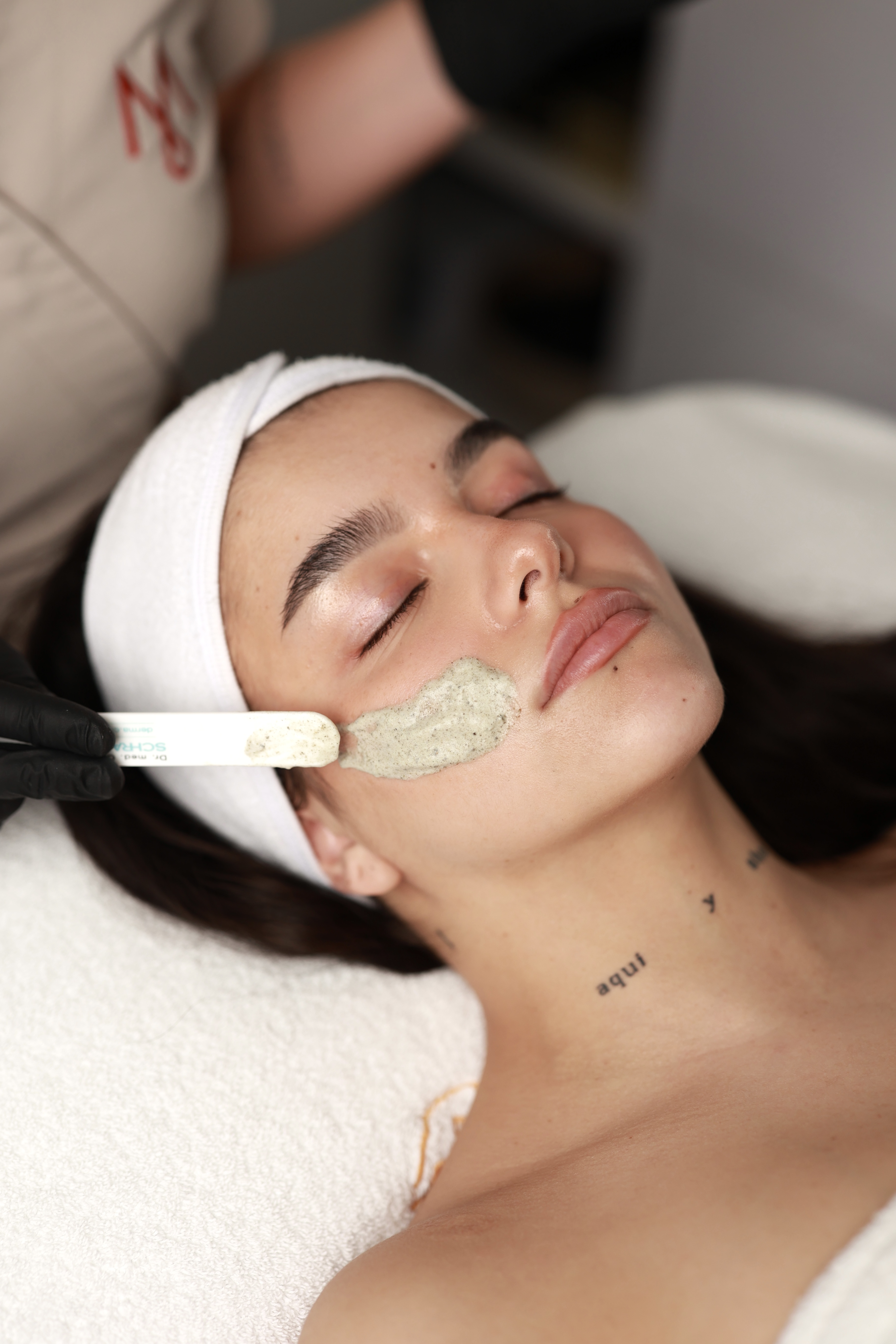 GREEN PEEL® – Bylinkový regeneračný peeling pre omladenie a zdravú pleť