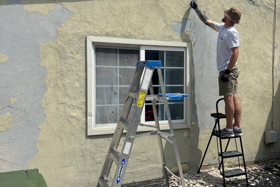 Window Repair & Screen Replacement
