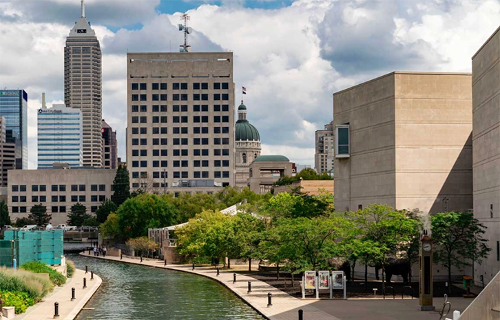 Indianapolis Indiana picture downtown