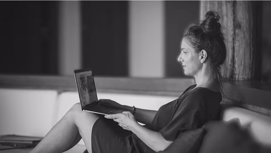 Melita Koulmandas, the creative force behind Song Saa Design, is renowned for her earthy, innovative aesthetic.
As the architect and interior designer of Song Saa Private Island, she also creates homeware and fashion collections, with a focus on organic, recycled and repurposed materials.