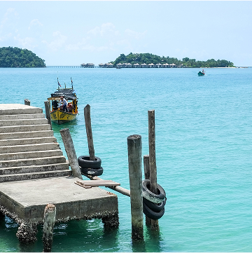 properties
We are proud guardians of the extraordinary ecosystems we call home