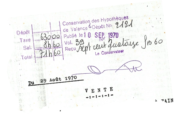 Document daté du 29 août 1970 de la Conservation des Hypothèques de Valence, avec des montants de taxe et total inscrits à la main, tamponné et signé.