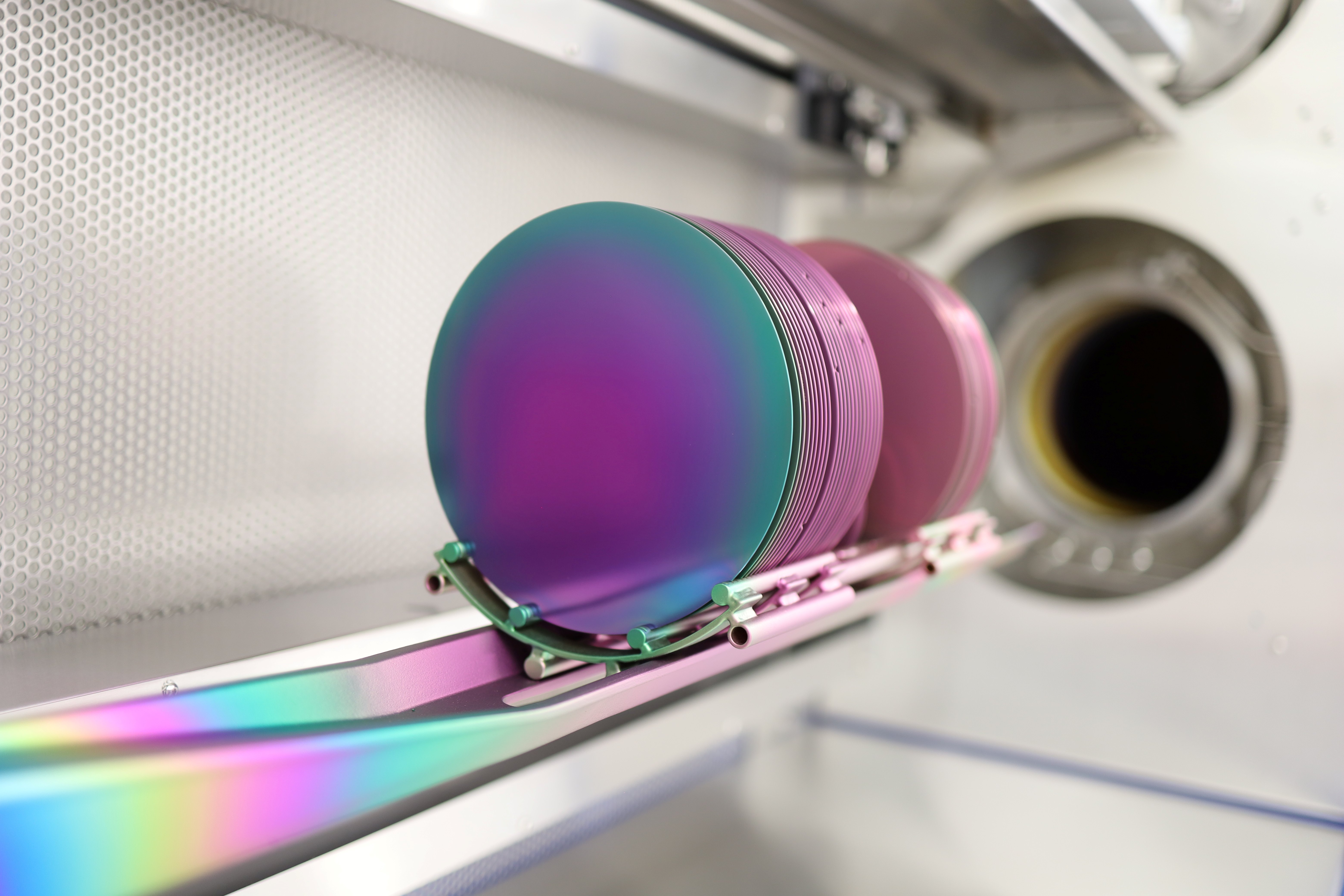 Wave Photonics Brings CEZAMAT’s Silicon Nitride Integrated Photonics Process to its PDK Management Platform