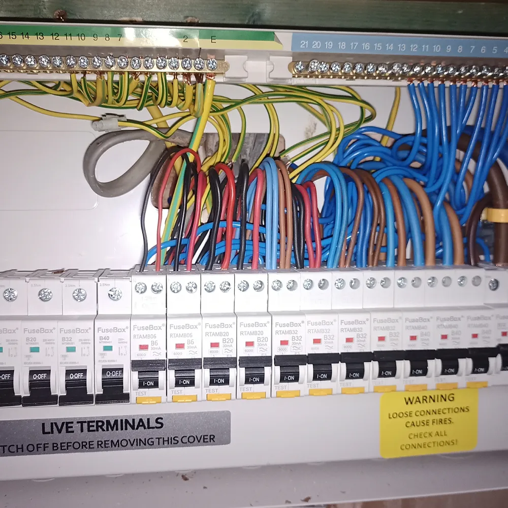 services_feature-7_image