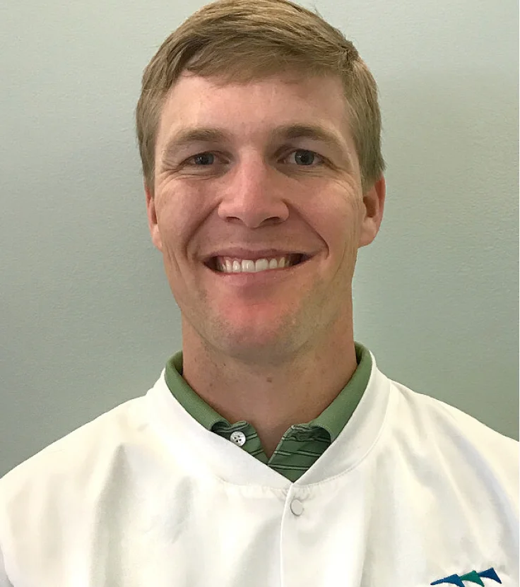 Dr. Zachary Holcombe