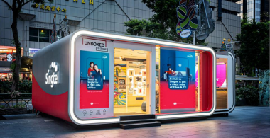 5G applied to retail in a Singtel’s popup in Singapore