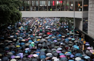 Hong Kong retail suffers