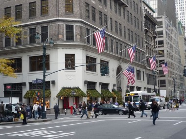 Hudson's Bay to close Lord & Taylor flagship