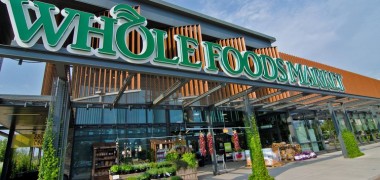 Amazon to buy Whole Foods
