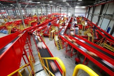 JD.com invests in logistics