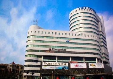 Vietnam defeats retailers