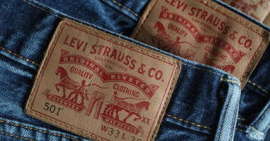 Levi Strauss goes public again
