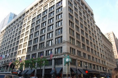 Macy's to sell part of its Chicago store