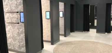 J.C. Penney unveils smart fitting room tech