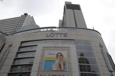 Korea department stores hit by declining Chinese tourists