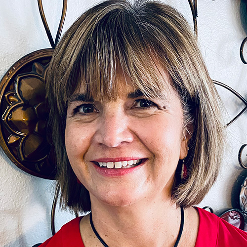 Yvette Luján-Flores