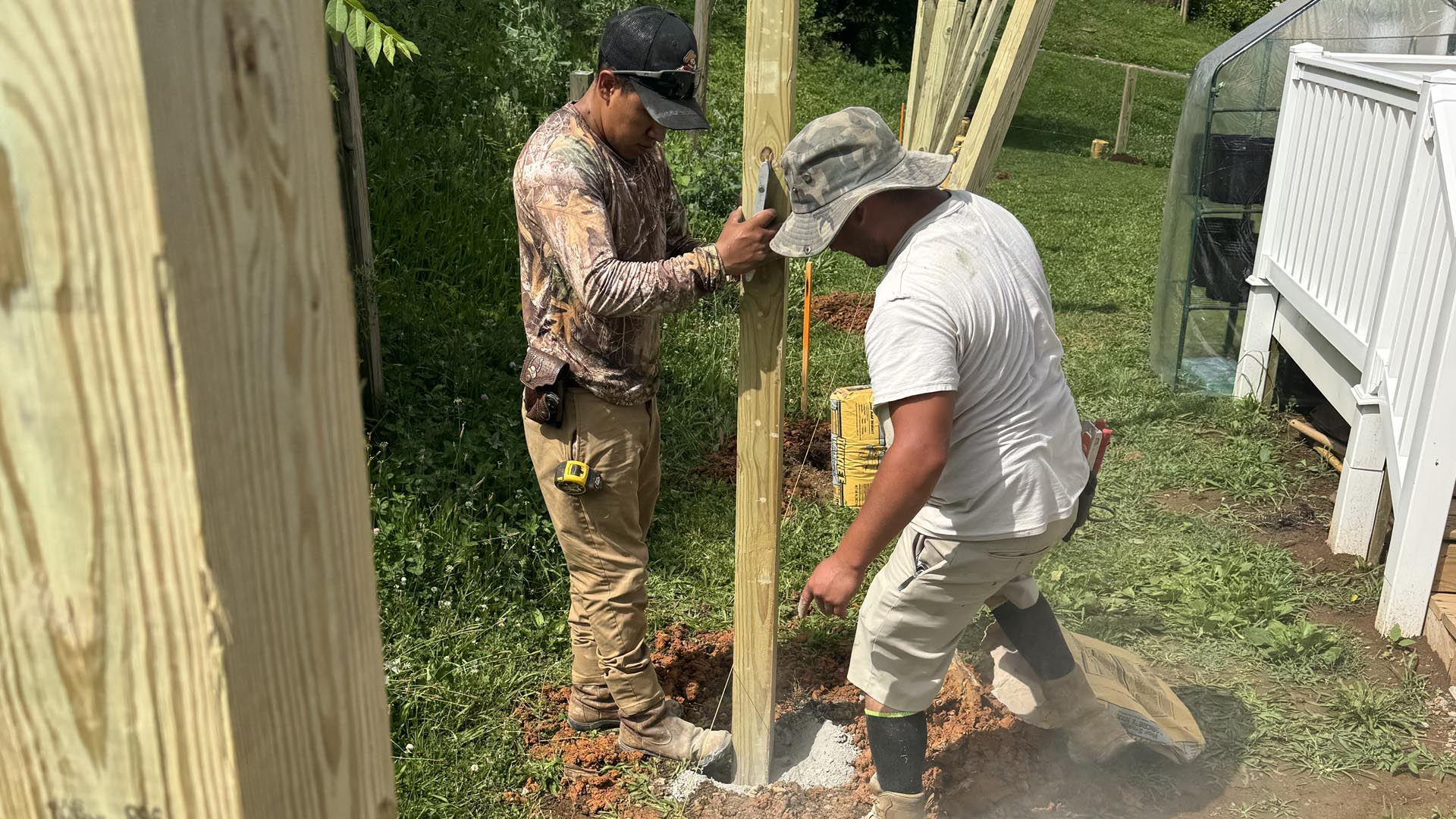 Fence Installation in Sevier County, TN: Sevierville, Pigeon Forge & Gatlinburg