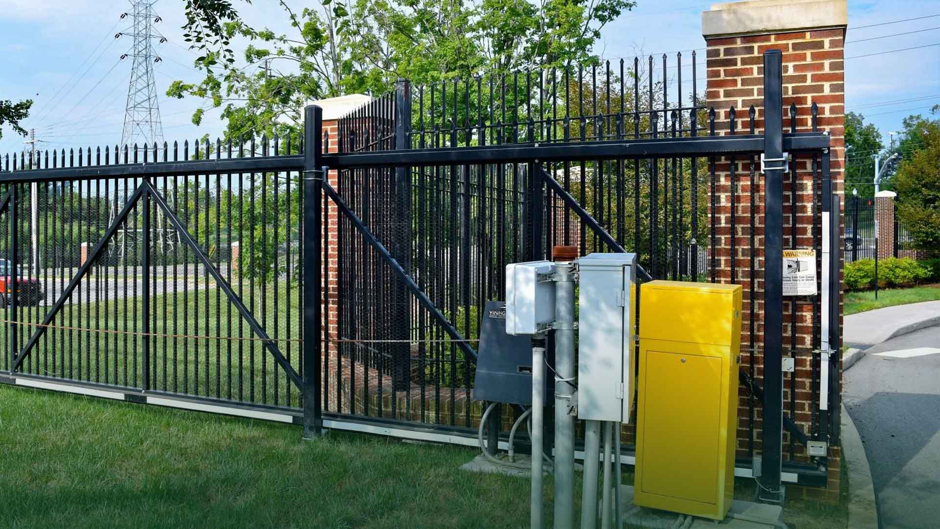 Commercial security fence installed by Loudon County Fence in East Tennessee