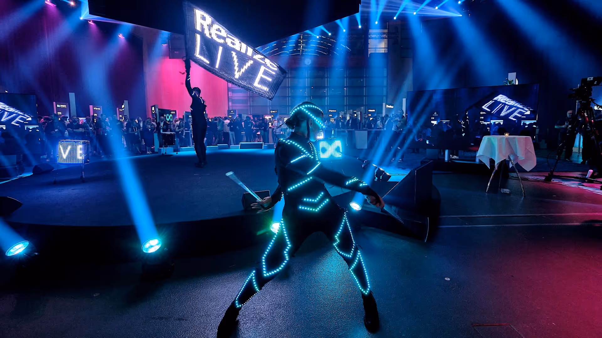 Siemens - Realize Live