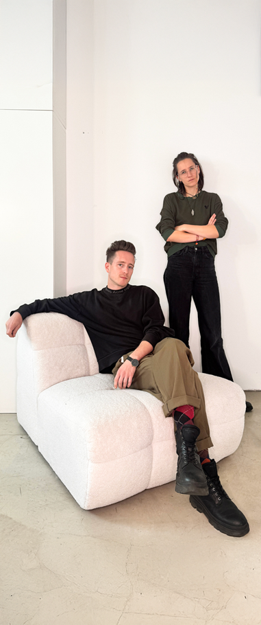 Studio morfin- viviane Rath und Marcel Mentzel  in ihrem Buero in Rothenbrugsort, Hmaburg