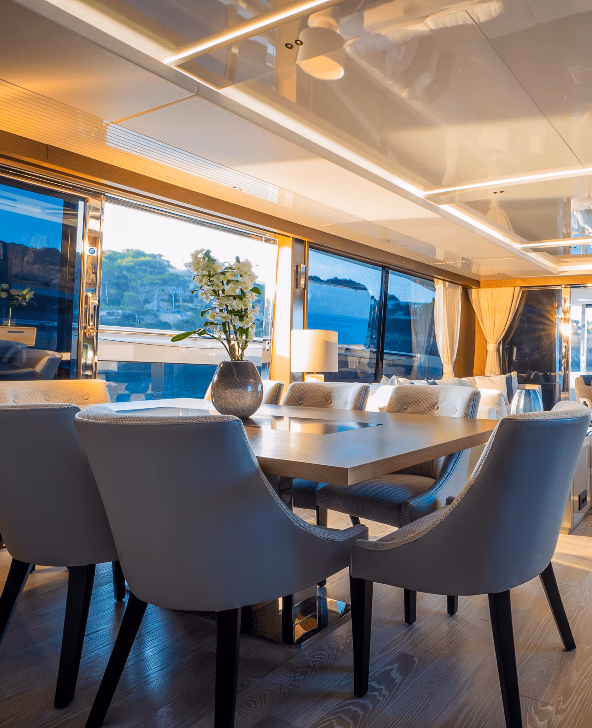 Yacht