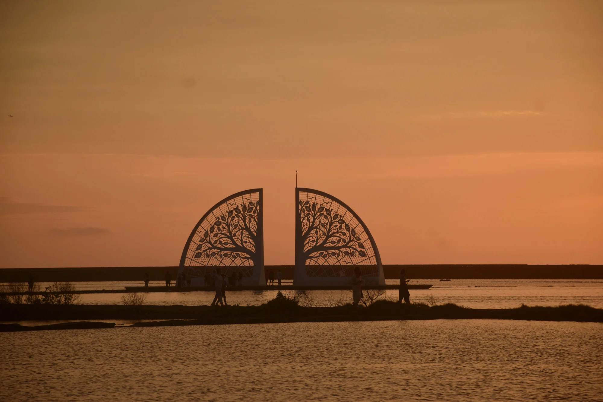 Roaming a Sunset Happy Time, Hao-Long Hsu (Taiwan)