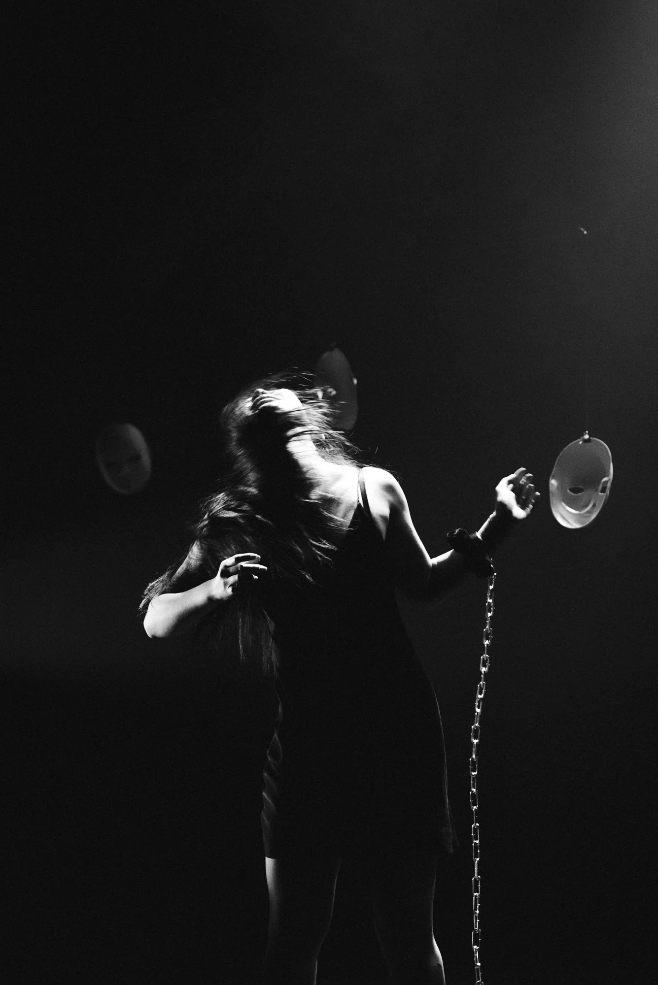 LIBERATING She Dances (in Chains), Maggie Ruidi Zhu (UK)