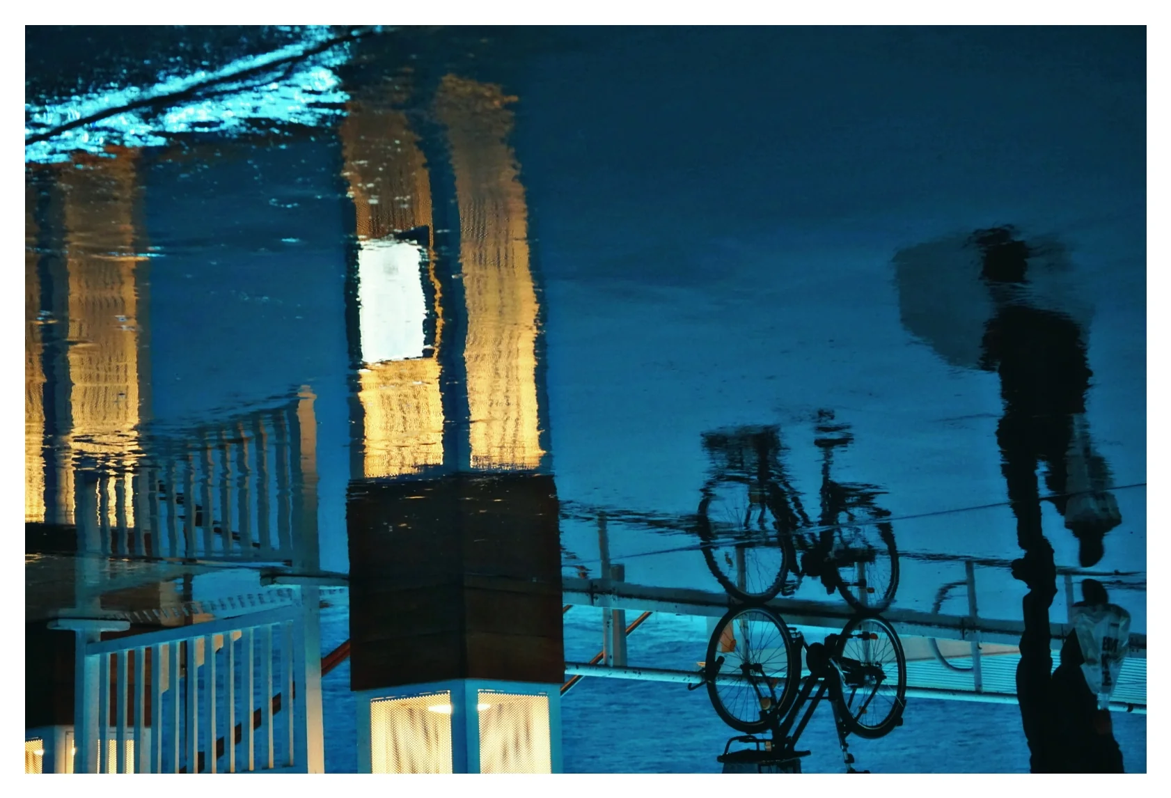 Under The Rain, Etienne Vacher (France)