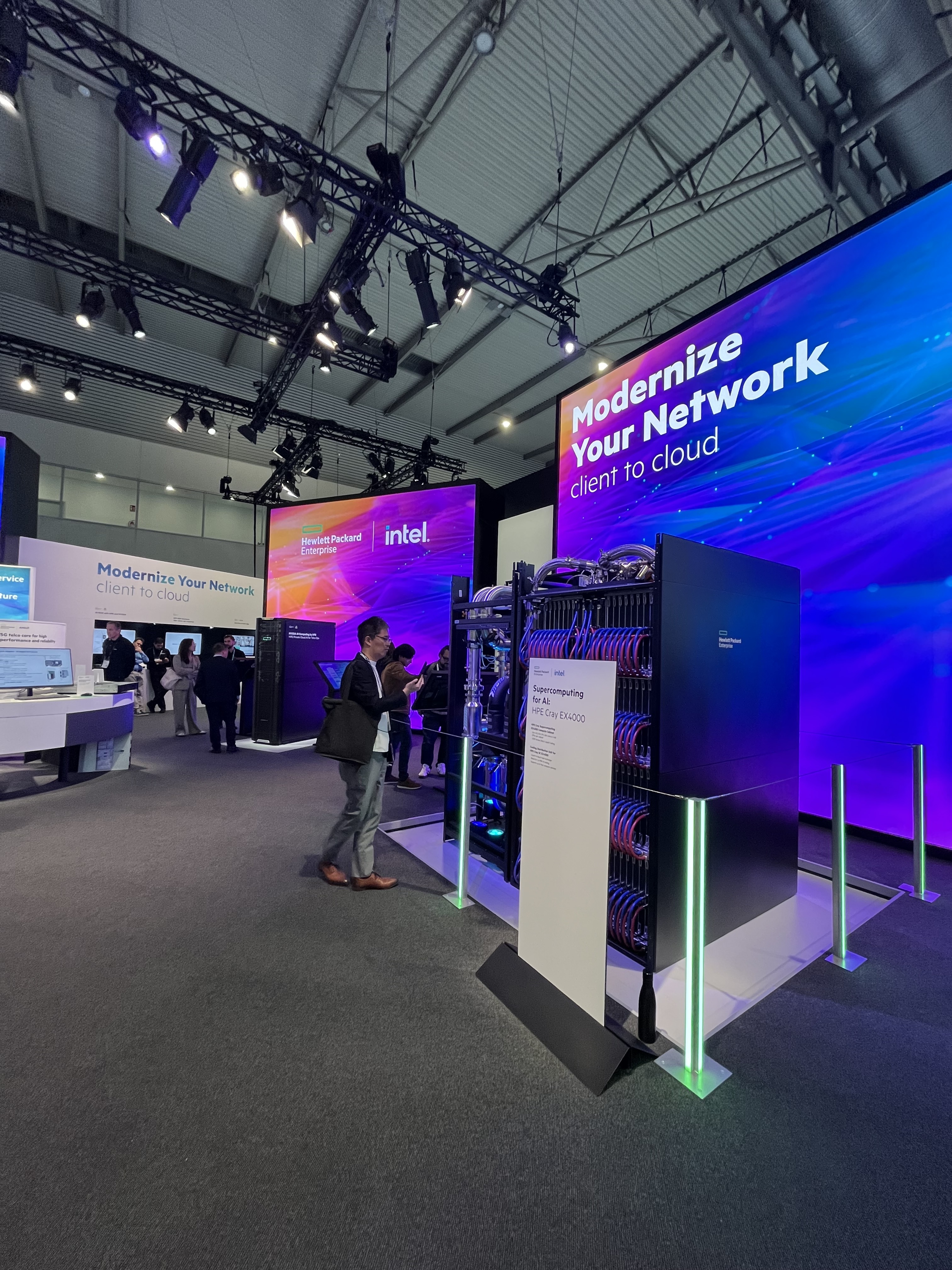 Babel at MWC Barcelona, photo 11 of 12