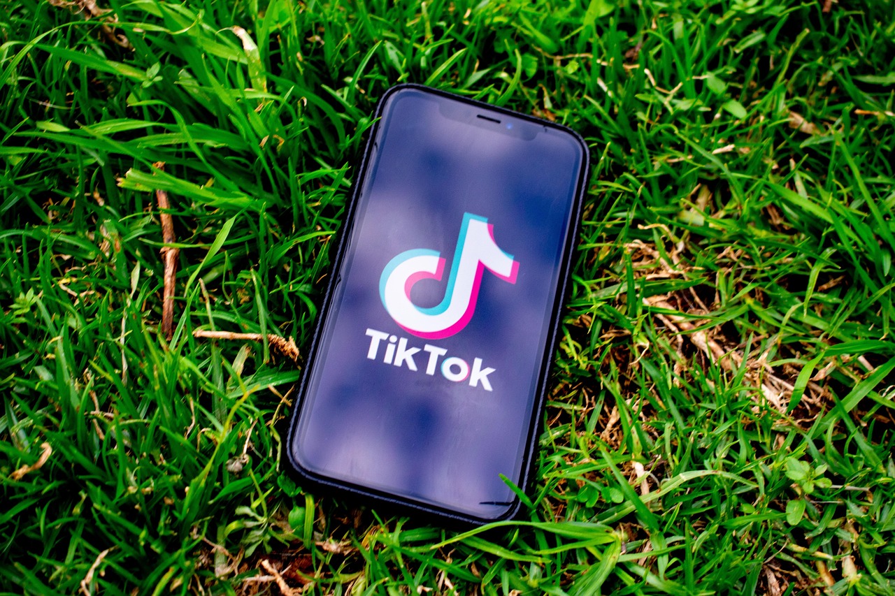 TikTok Shop vs. Amazon: Which Platform Should You Bet On in 2025?