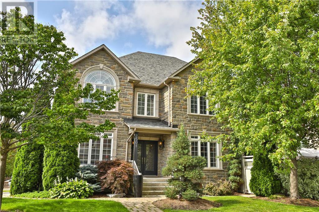 2501 Upper Valley Crescent