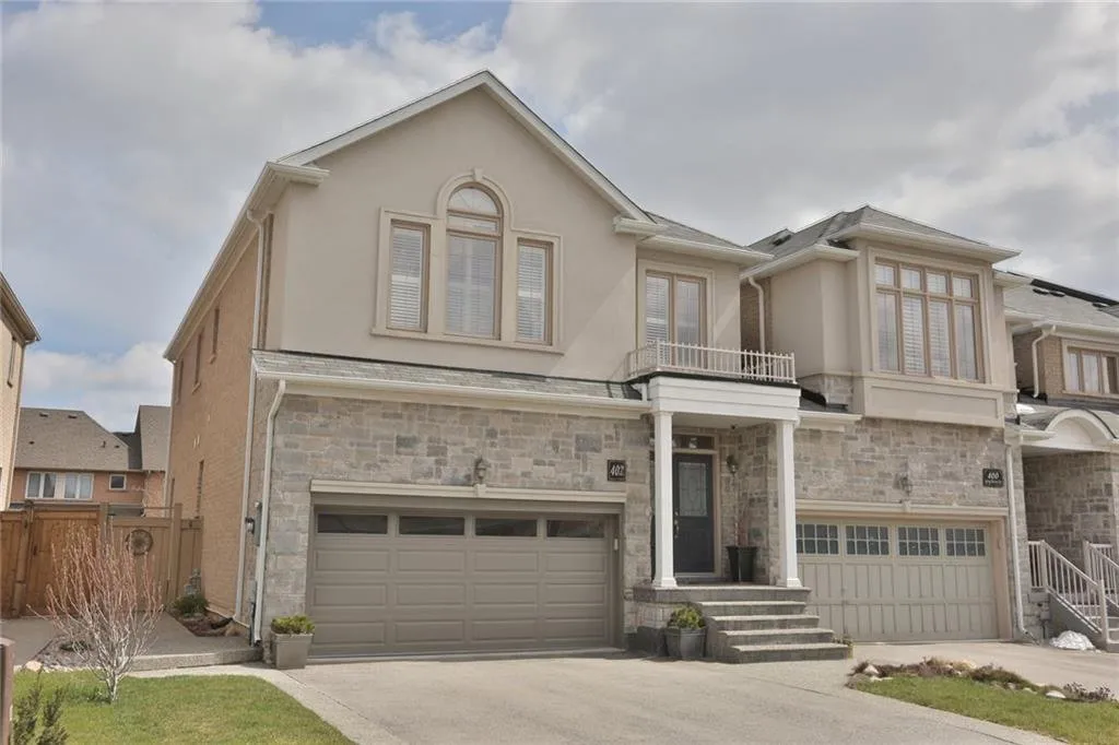 402 Spring Blossom Cres