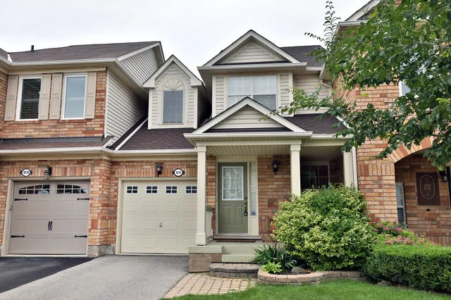 1637 Stover Crescent