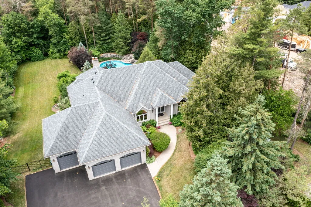 89 Deerpath Road
