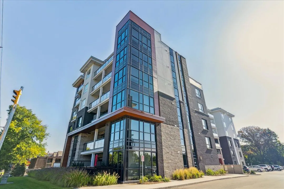 103-340 Plain Rd E, Burlington