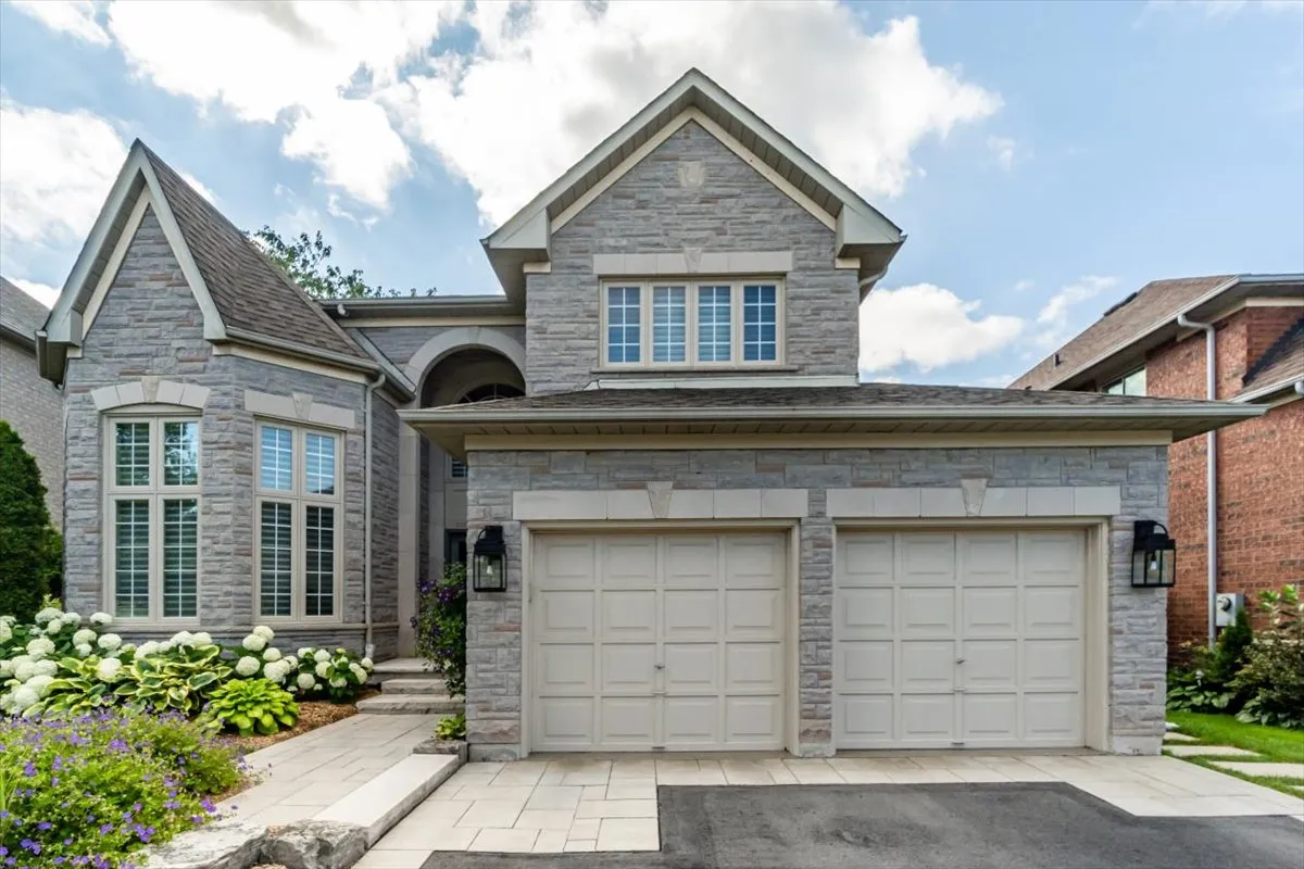 2333 Carpenters Circle, Oakville