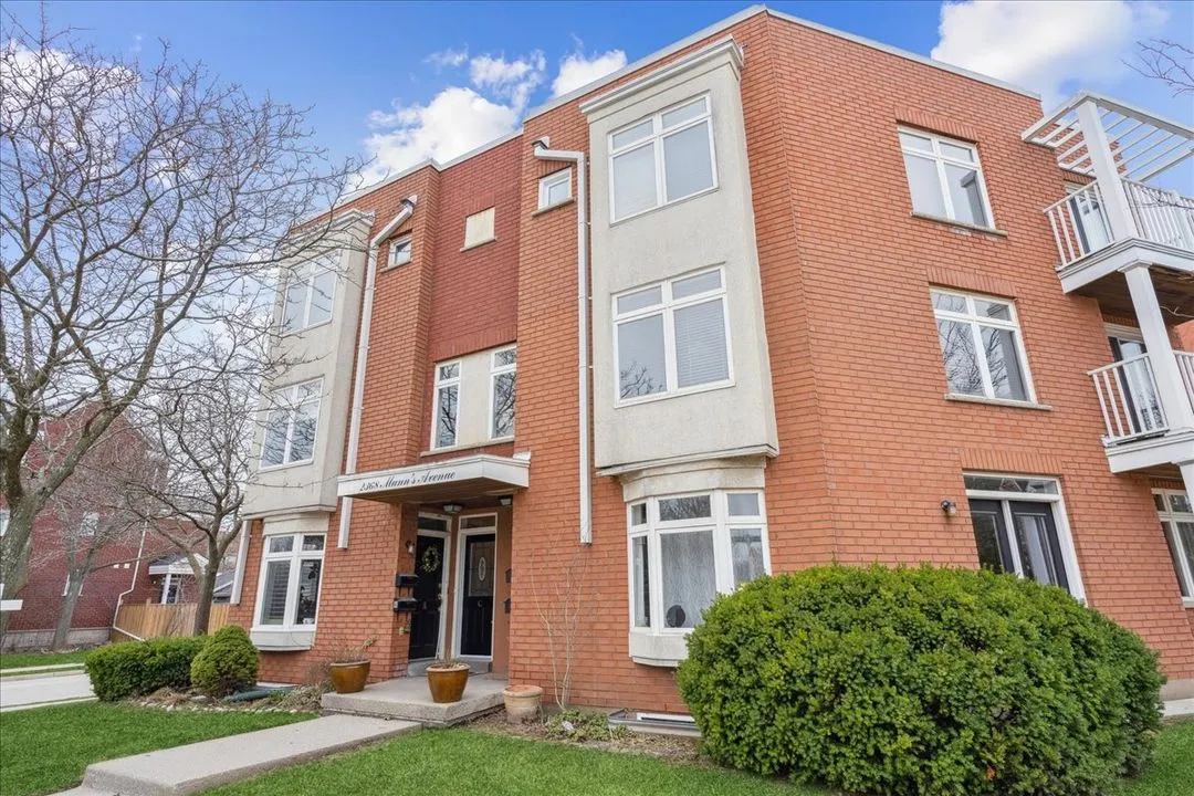 2368 Munn's Ave., Unit #C, Oakville