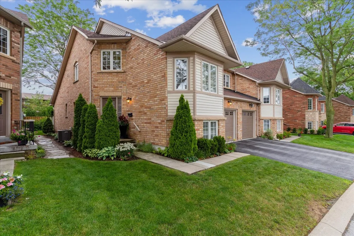 223 Rebecca St, Unit 43