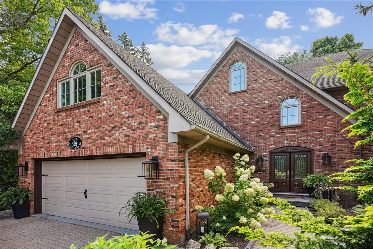 434 GOLF LINKS RD