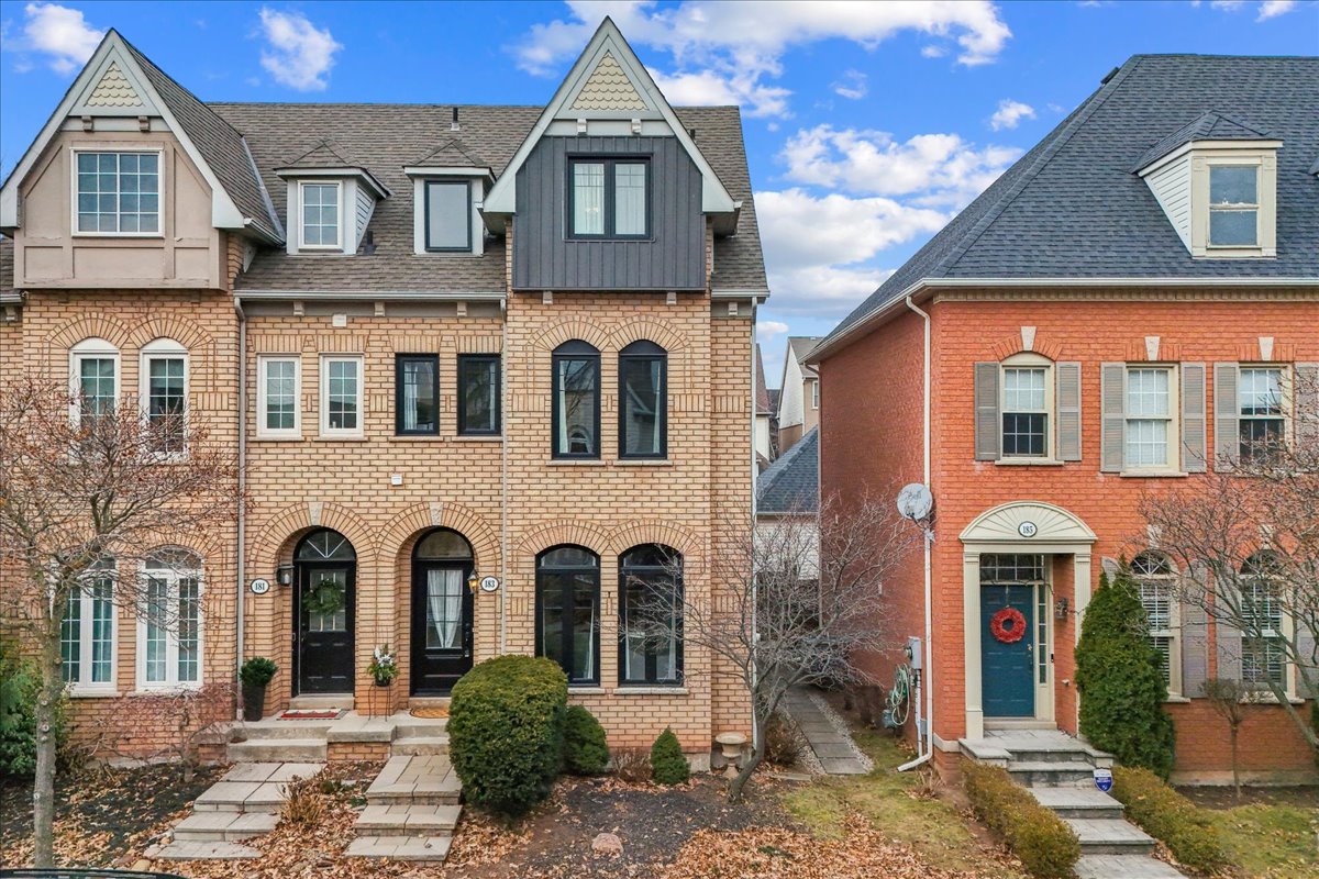 183 Roxton Rd